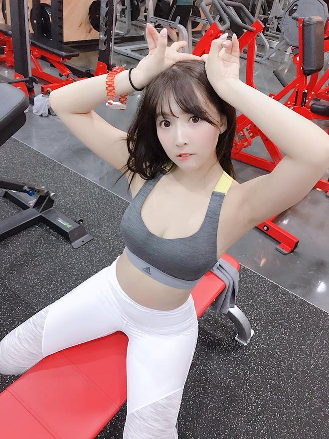 미카미 유아3.jpg