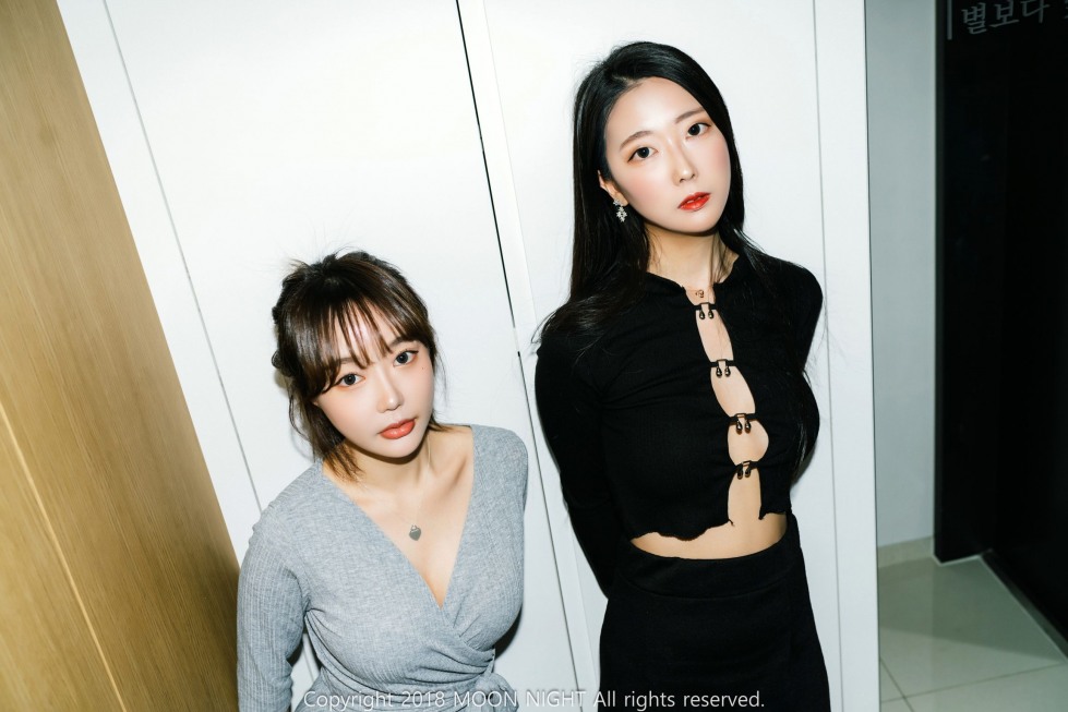 Mona (모나) & Jucy (쥬시) (3).jpg