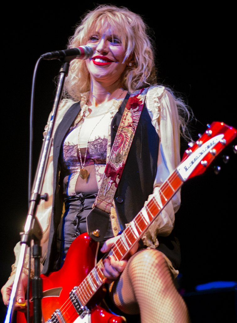 courtney love (3).jpg