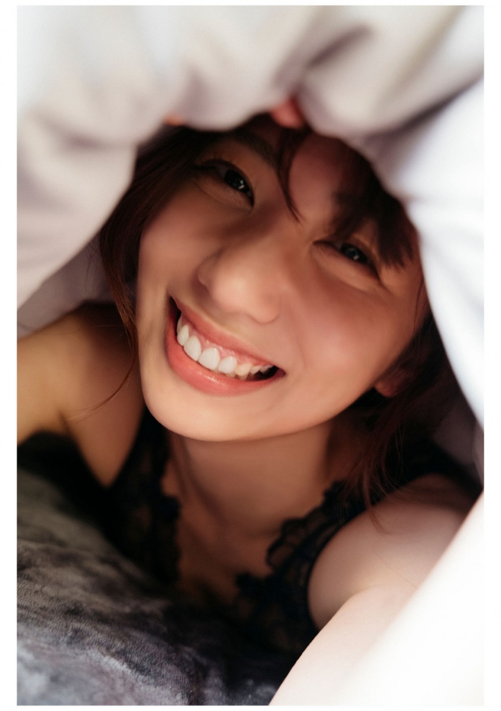 Photobook-2022-09-30-Aika-Yamagishi-山岸逢花-Torarechi-0062-9095278198.jpg