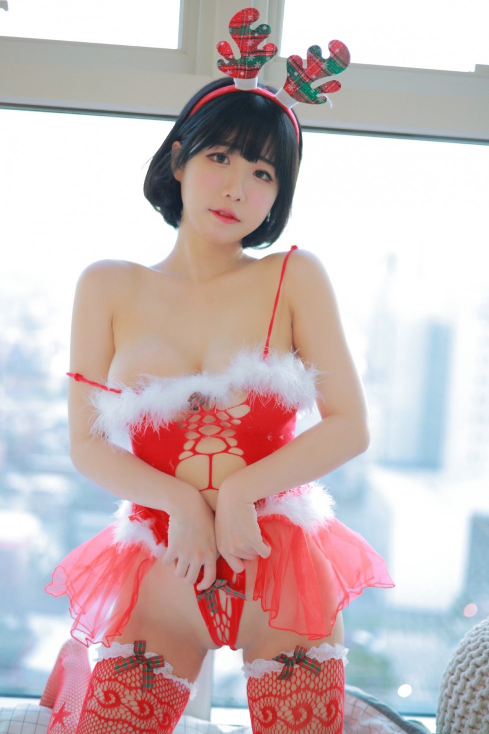 Patreon-Addielyn-에디린-Xmas-Dec-2021-0046-2784896590.jpg