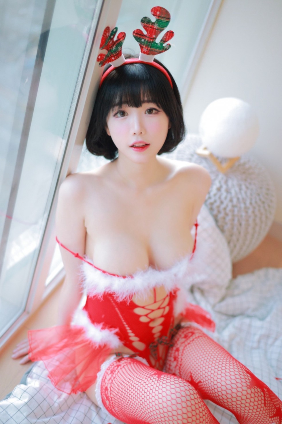 Patreon-Addielyn-에디린-Xmas-Dec-2021-0070-5078930004.jpg