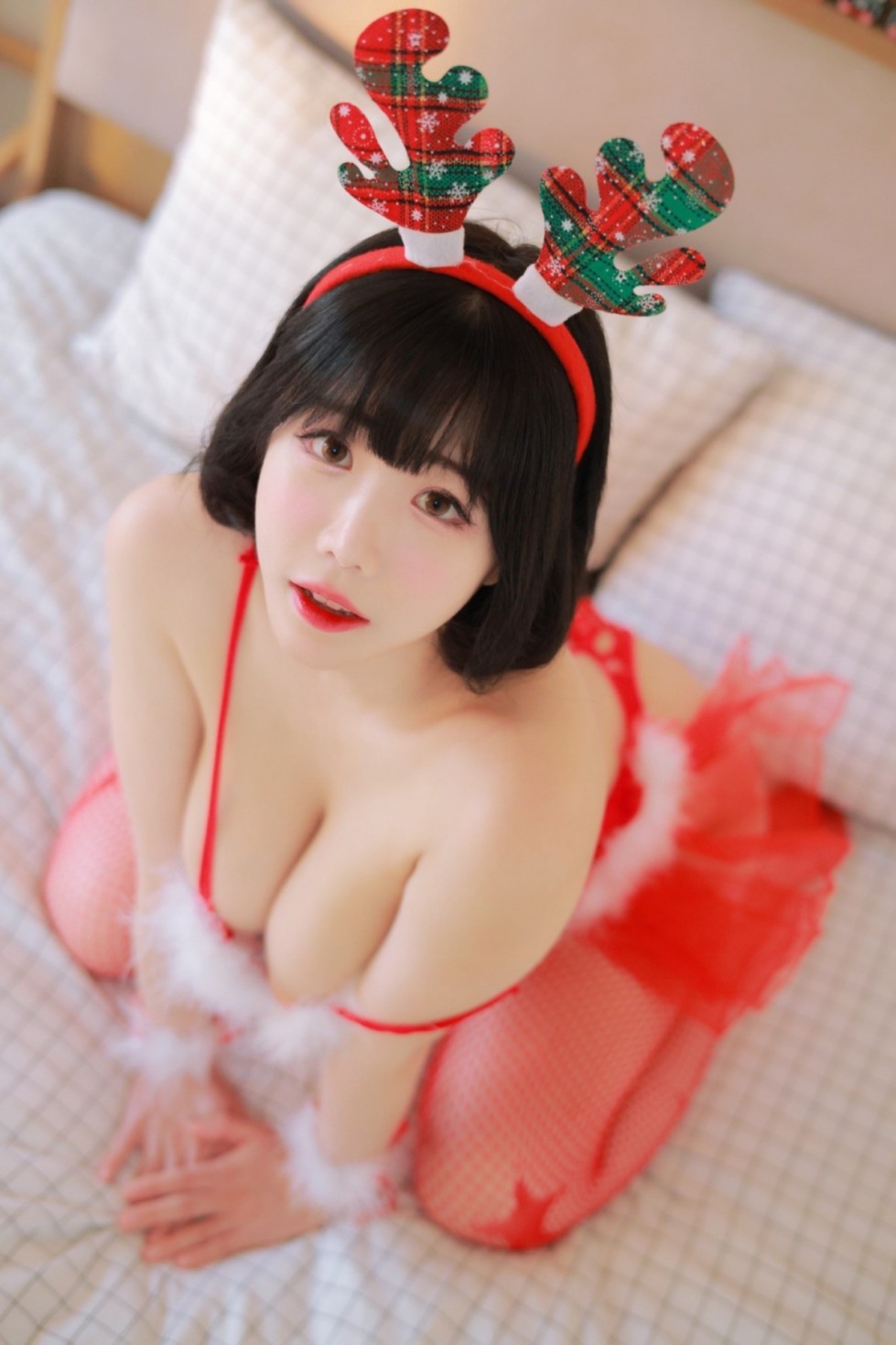 Patreon-Addielyn-에디린-Xmas-Dec-2021-0069-1848019547.jpg